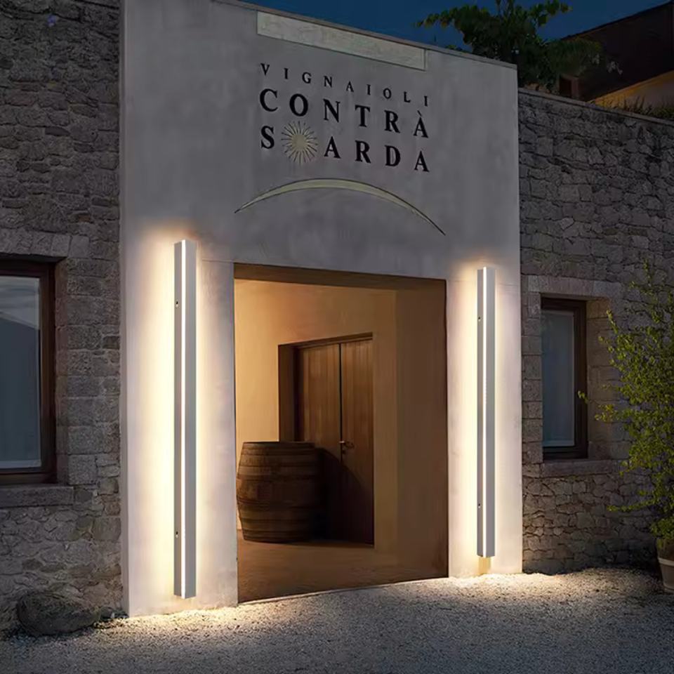 Lampa dostępna w wielkościach: